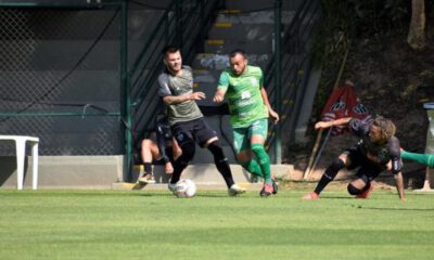 Artilheiro do América ganha confiança com gol em jogo treino