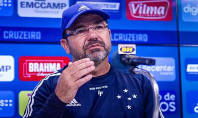 Enderson avalia que Cruzeiro pode ficar até 10 rodadas fora do G4 da Série B