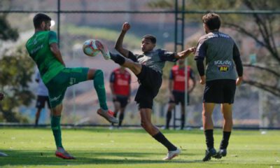 Marrony comemora boa atuação pelo Galo na vitória sobre o América em jogo treino