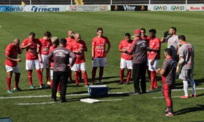 Paranaense tem equipe com apenas um reserva e vereador para completar time