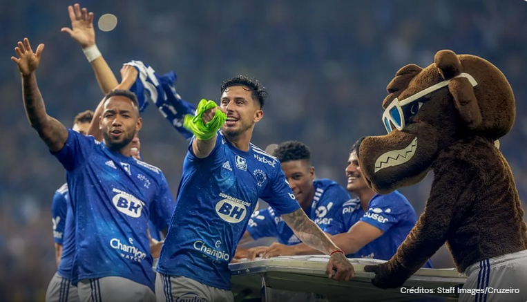 Cruzeiro chega ao seu 11º título nacional com a conquista da Série B -  Superesportes