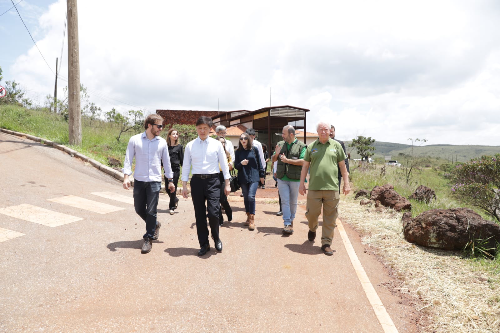 minas recebe-comitiva-chinesa-para-troca-de-experiencias-sobre-meio-ambiente-e-desenvolvimento-sustentavel