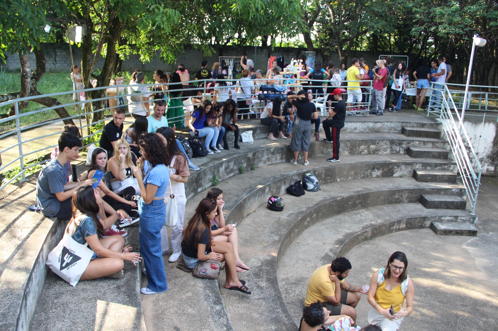 universidade-do-estado-de-minas-gerais-publica-edital-que-oferece-auxilios-financeiros-a-calouros