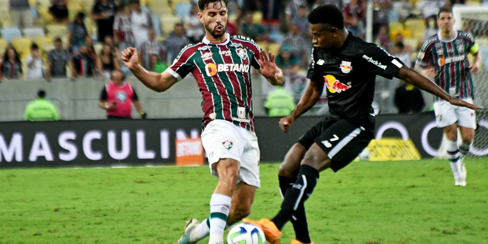 fluminense-e-red-bull-bragantino-iniciam-caminhada-no-brasileirao