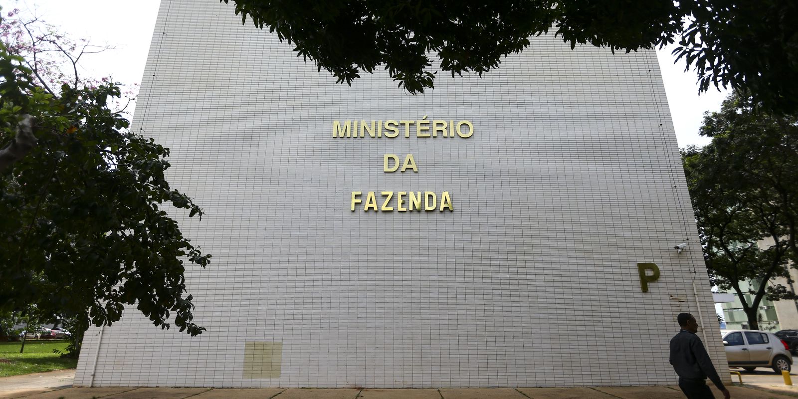 projeto-da-ldo-mantem-meta-de-deficit-zero-para-2025