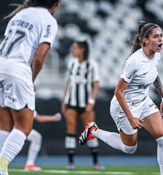 corinthians-bate-botafogo-e-mantem-lideranca-do-brasileiro-feminino