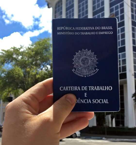 apos-assinatura-de-convenio,-sine-de-uberaba-tambem-vai-emitir-carteira-de-trabalho